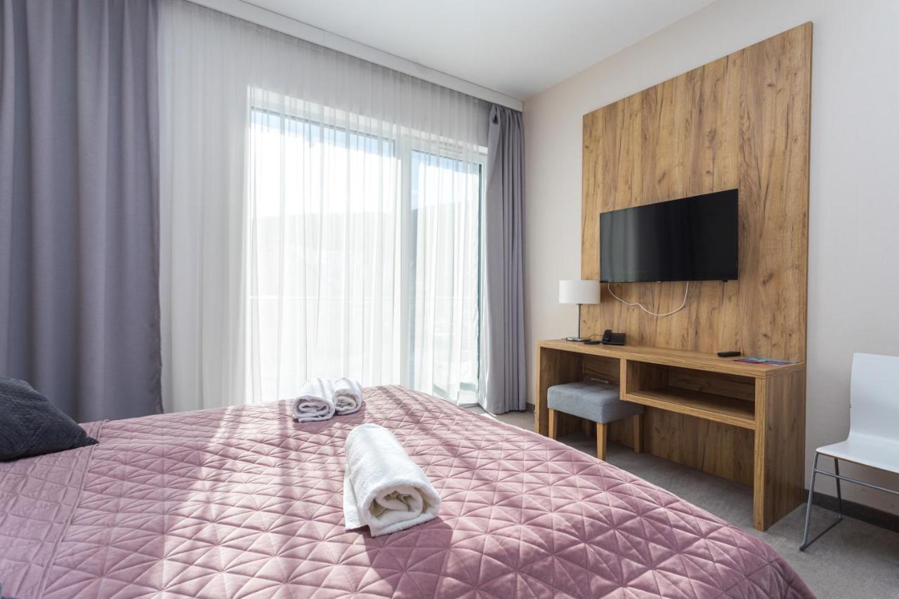 Aparthotel Apartamenty Czarna Gora 239 Sienna  Exteriör bild